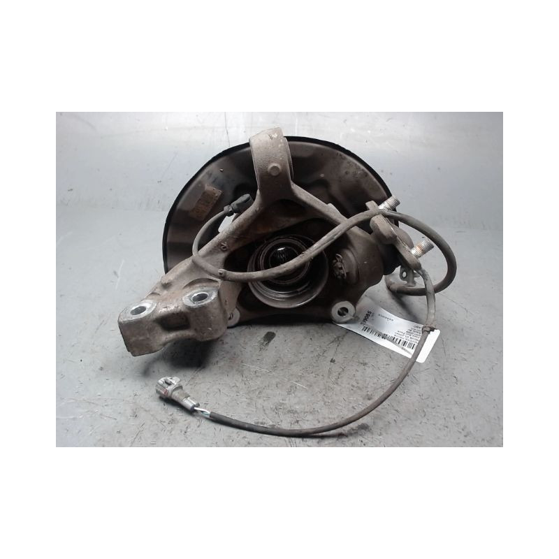 PIVOT AVANT DROIT TOYOTA PRIUS 2004-