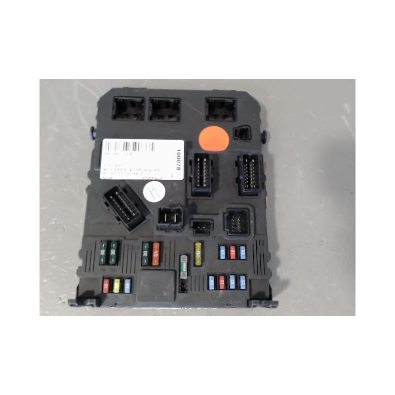BOITIER GESTION HABITACLE PEUGEOT 206