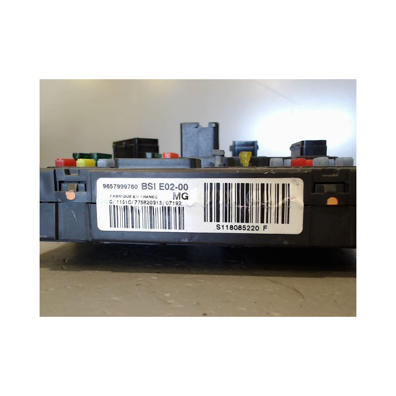 BOITIER GESTION HABITACLE PEUGEOT 206
