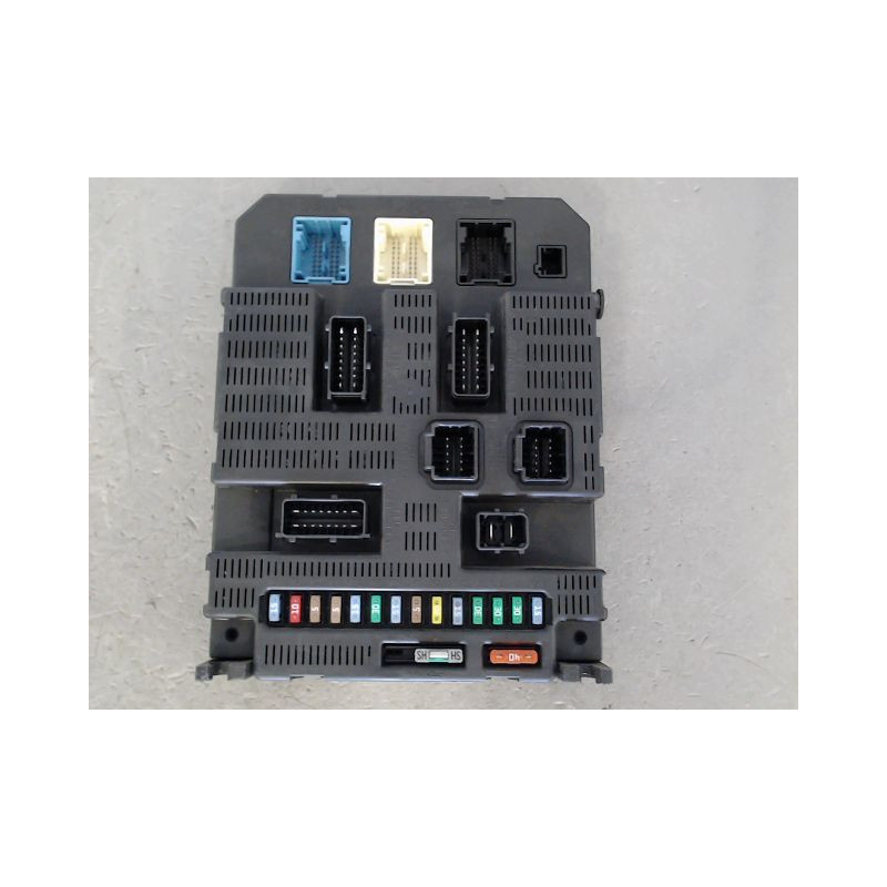BOITIER GESTION HABITACLE PEUGEOT 207 5P