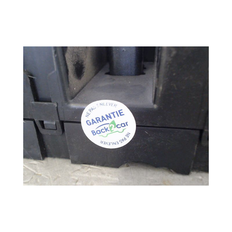 BOITIER GESTION HABITACLE PEUGEOT 207 5P