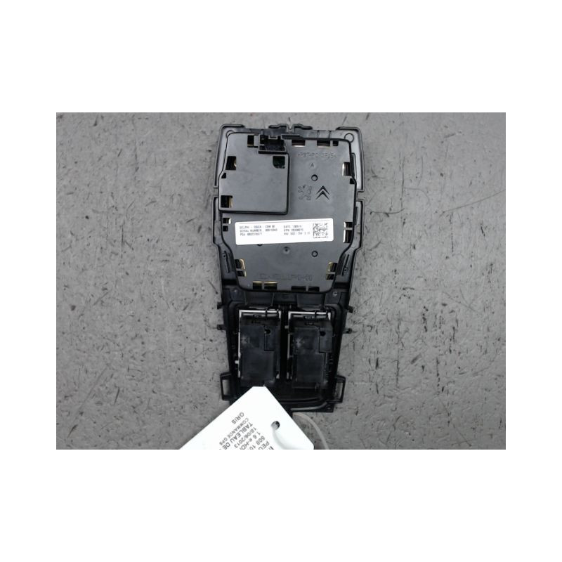 COMMANDE GPS PEUGEOT 508 2010-