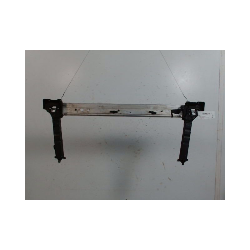 TRAVERSE INFERIEURE ARMATURE AVANT RENAULT MEGANE