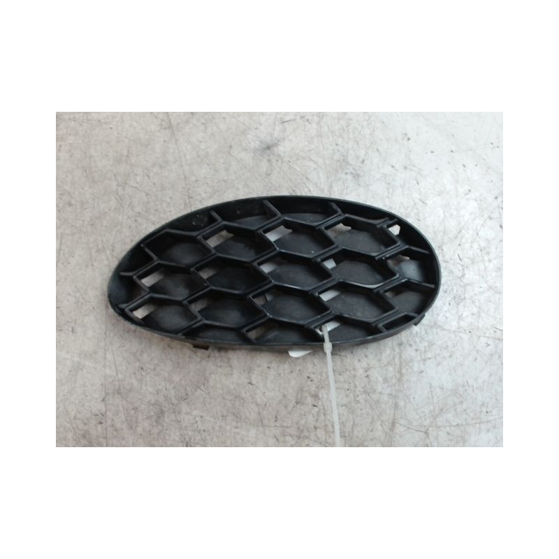 OBTURATEUR PHARE ADDITIONNEL PARE-CHOC AVD TOYOTA AYGO 5P