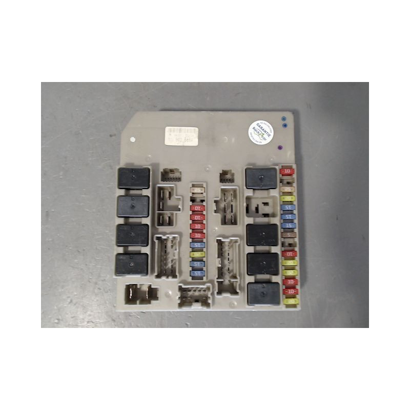 BOITE A FUSIBLES RENAULT CLIO III Phase 2 2009-2014