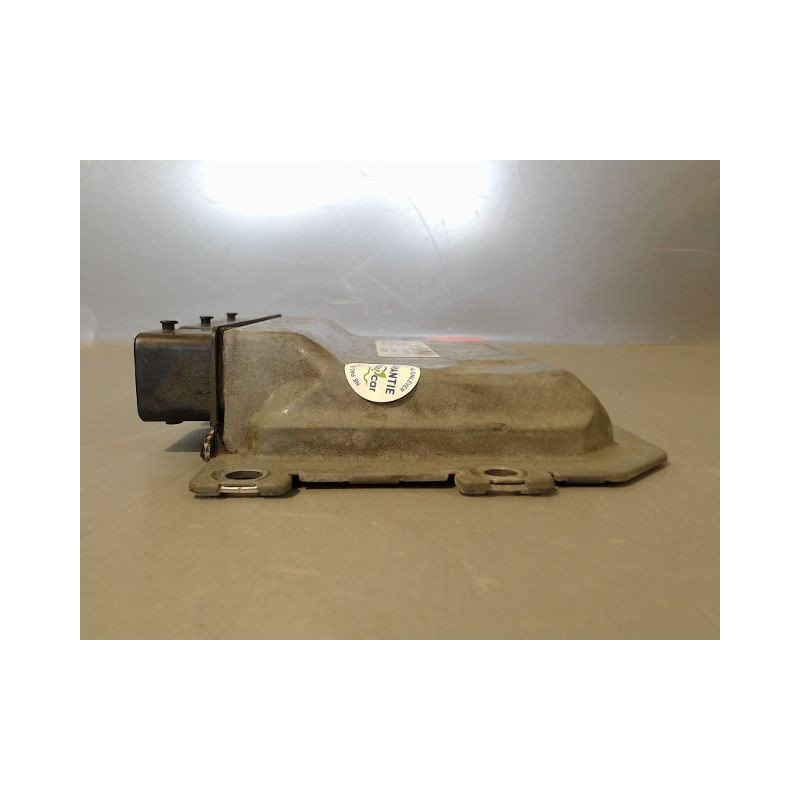 CALCULATEUR MOTEUR DACIA SANDERO