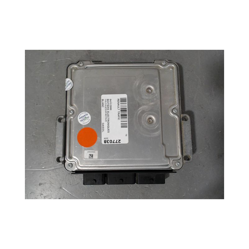 CALCULATEUR MOTEUR RENAULT TRAFIC