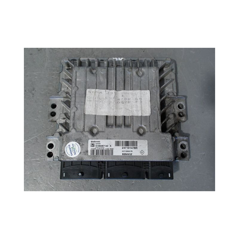 CALCULATEUR MOTEUR RENAULT MEGANE