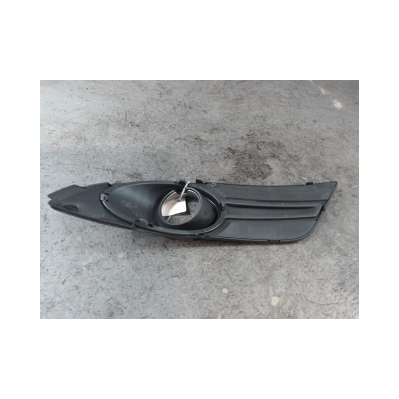 OBTURATEUR PHARE ADDITIONNEL PARE-CHOC AVD FORD FOCUS 05-07