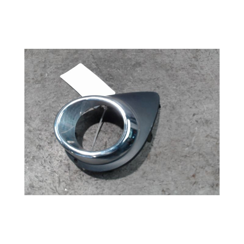OBTURATEUR PHARE ADDITIONNEL PARE-CHOC AVG TOYOTA VERSO 2010-