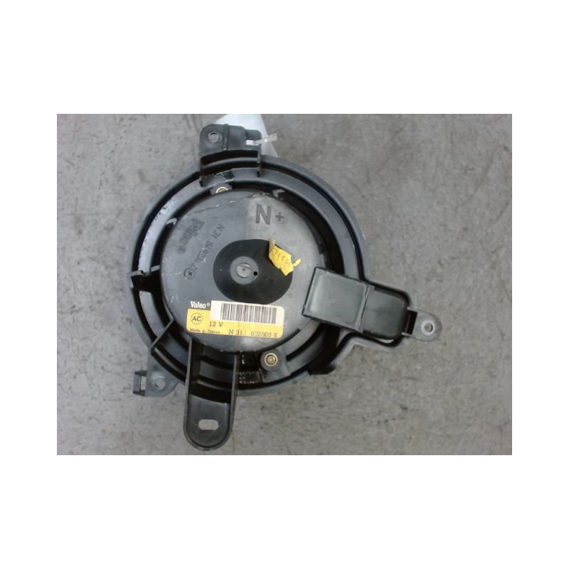 MOTEUR VENTILATEUR CHAUFFAGE CITROEN BERLINGO BREAK -2002