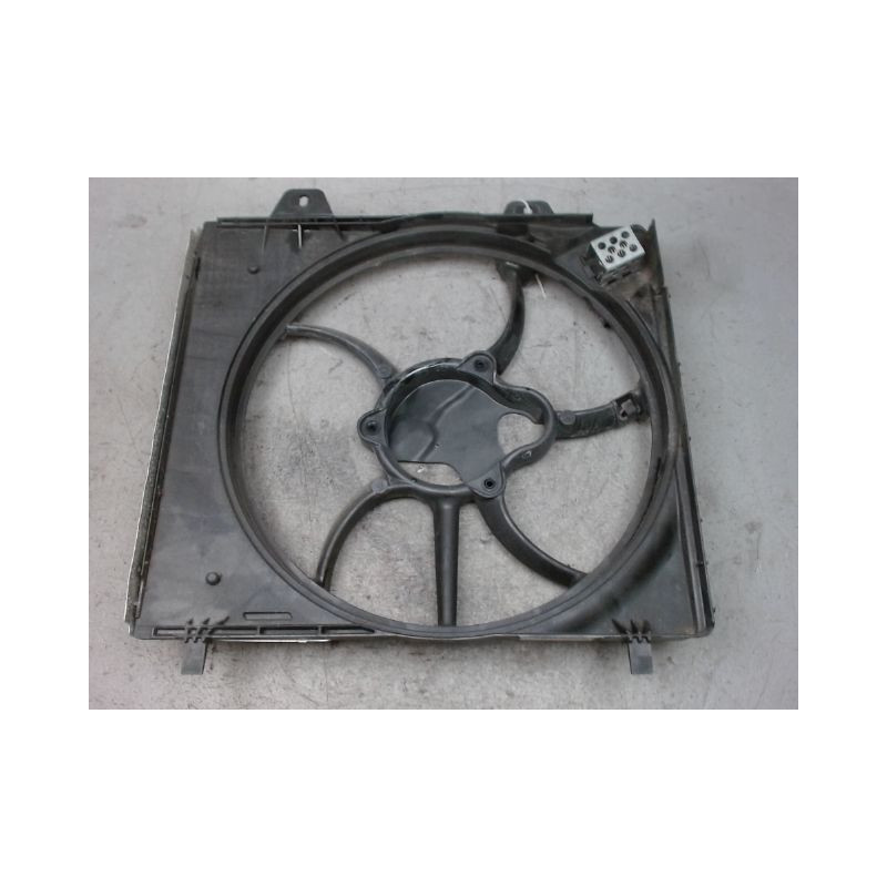 SUPPORT DE VENTILATEUR PEUGEOT 208