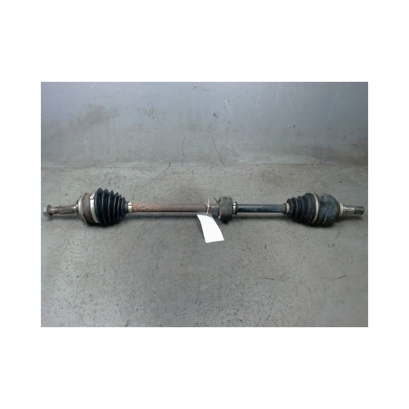 TRANSMISSION AVANT DROIT TOYOTA CARINA 1.6 