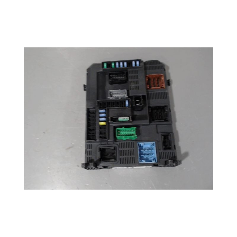 BOITIER GESTION HABITACLE PEUGEOT 308