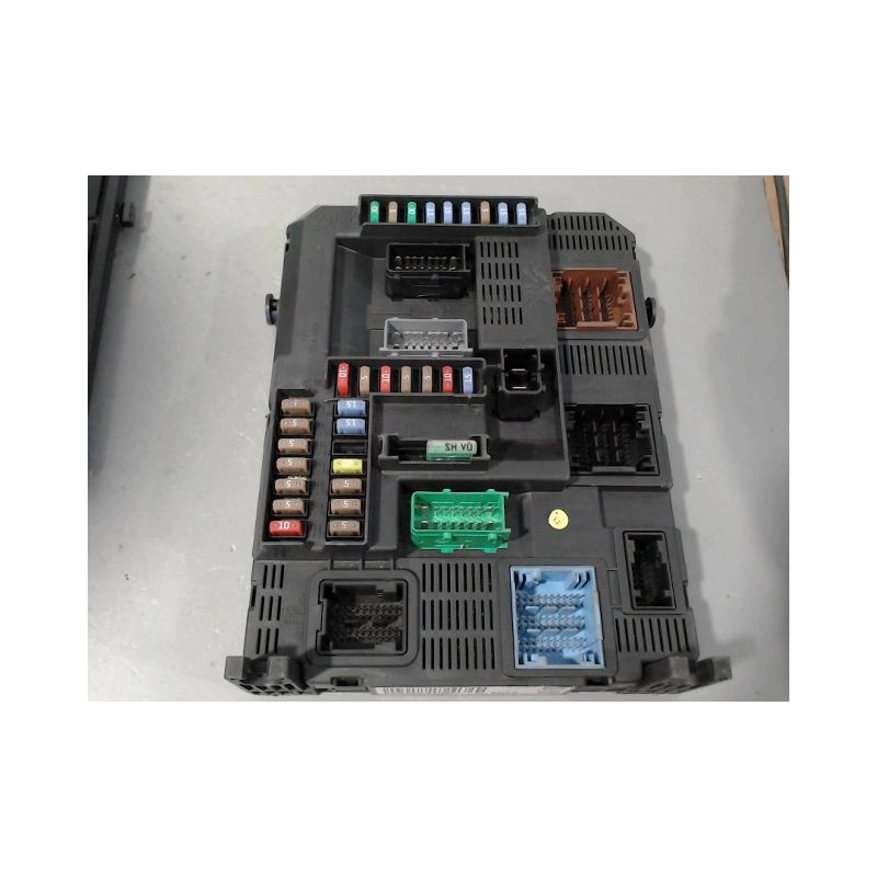 BOITIER GESTION HABITACLE PEUGEOT 308