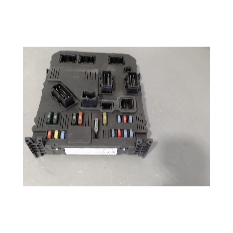 BOITIER GESTION HABITACLE PEUGEOT 206