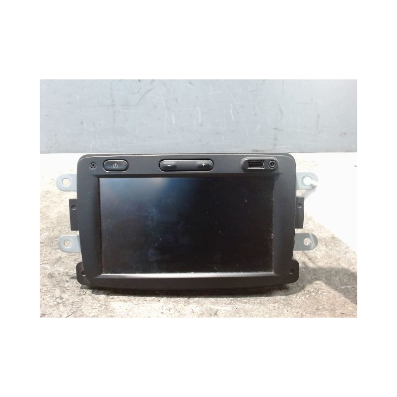 ECRAN GPS DACIA DOKKER
