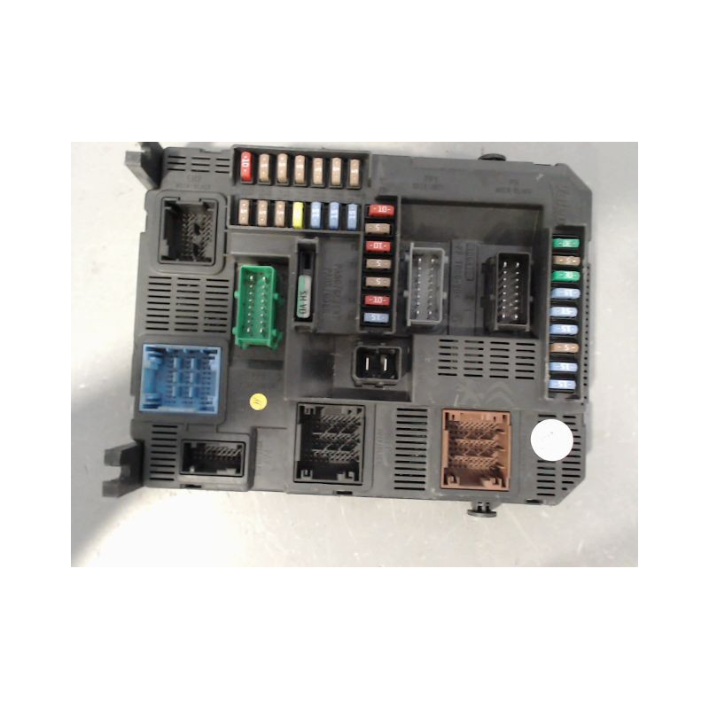 BOITIER GESTION HABITACLE PEUGEOT 208
