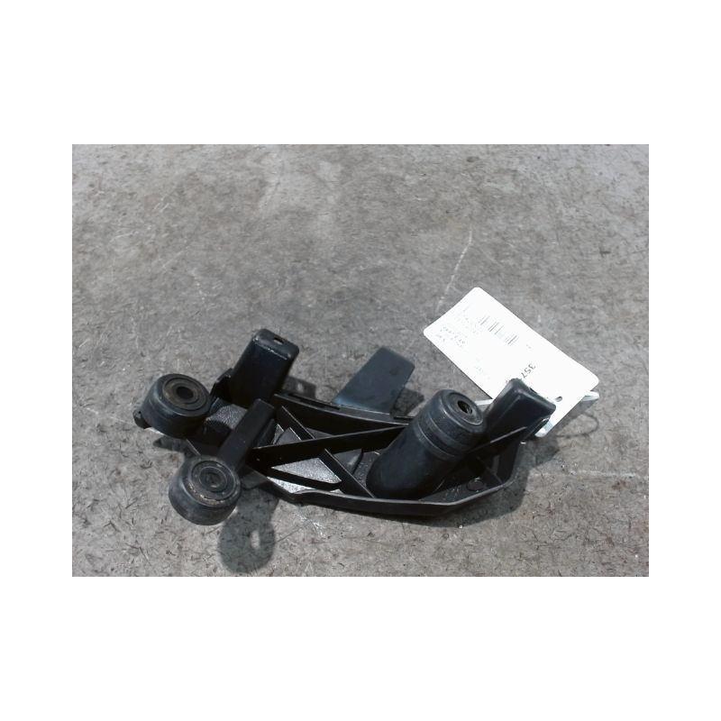 SUPPORT PARE-CHOC ARG CITROEN C3 2009-