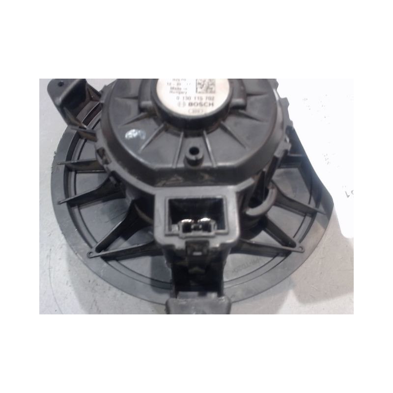 MOTEUR VENTILATEUR CHAUFFAGE FORD FIESTA