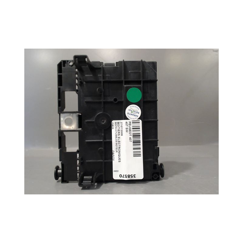BOITE A FUSIBLES PEUGEOT 407 SW