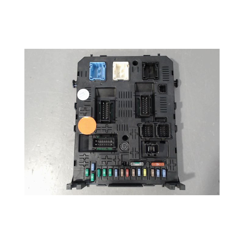 BOITIER GESTION HABITACLE PEUGEOT 3008 2009-