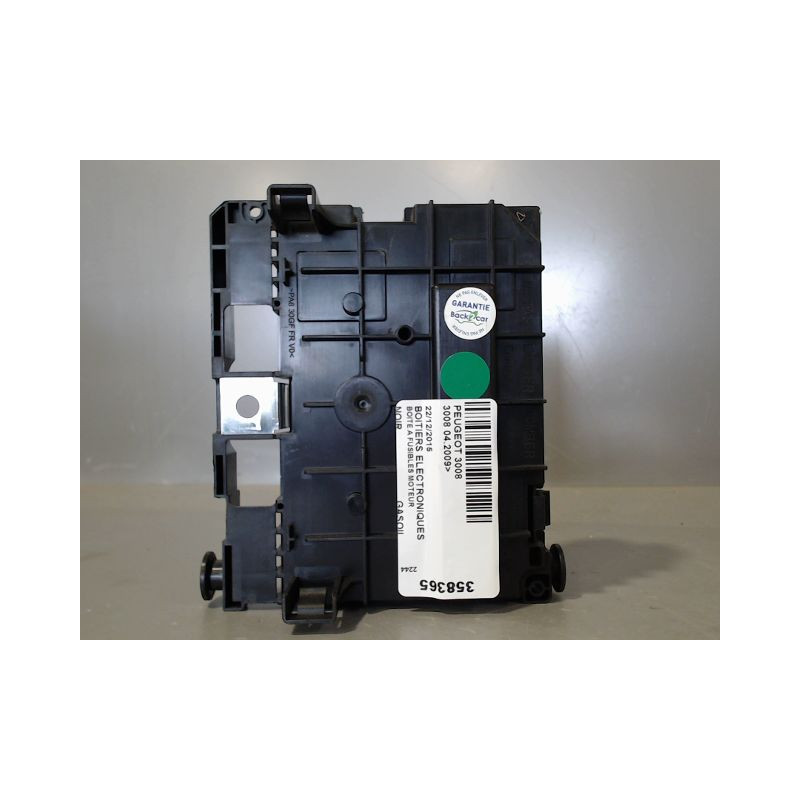BOITE A FUSIBLES PEUGEOT 3008 2009-