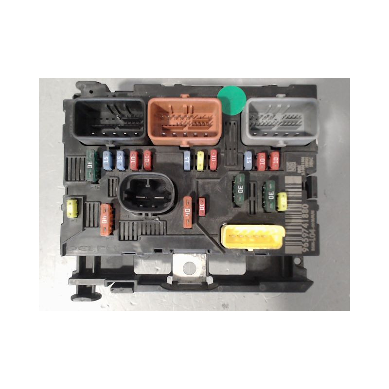 BOITE A FUSIBLES PEUGEOT 307 SW 2005-