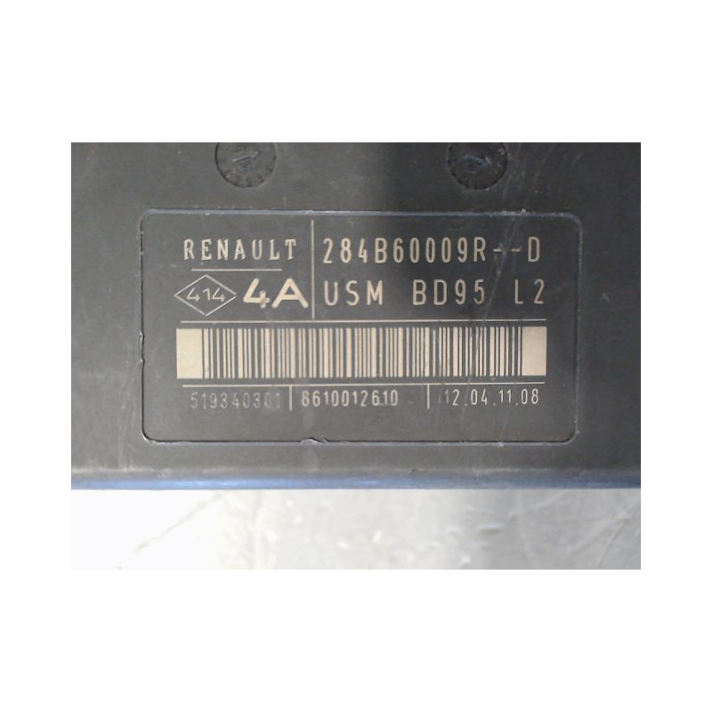 BOITE A FUSIBLES RENAULT MEGANE III 2008-