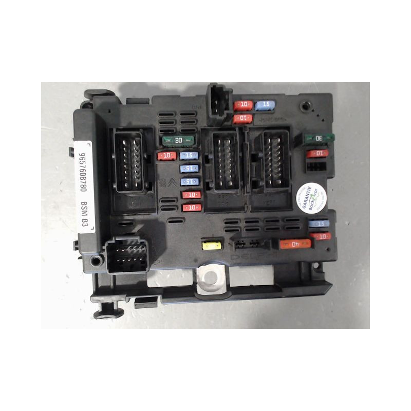 BOITE A FUSIBLES PEUGEOT 206 + 2009-2013