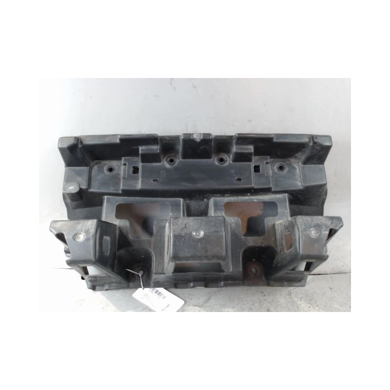 SUPPORT CENTRAL PARE-CHOC ARRIERE  CITROEN C-ELYSEE