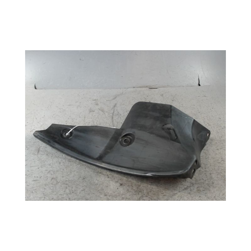 PARE-BOUE ARRIERE DROIT TOYOTA YARIS II 2010-