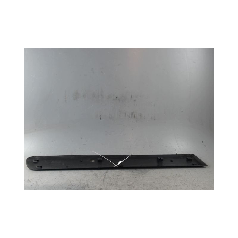 ENJOLIVEUR AILE ARRIERE GAUCHE PEUGEOT PARTNER FGT 2002-