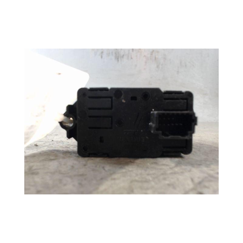 INTERIEUR COMMANDE FREIN A MAIN RENAULT SCENIC III 2009-