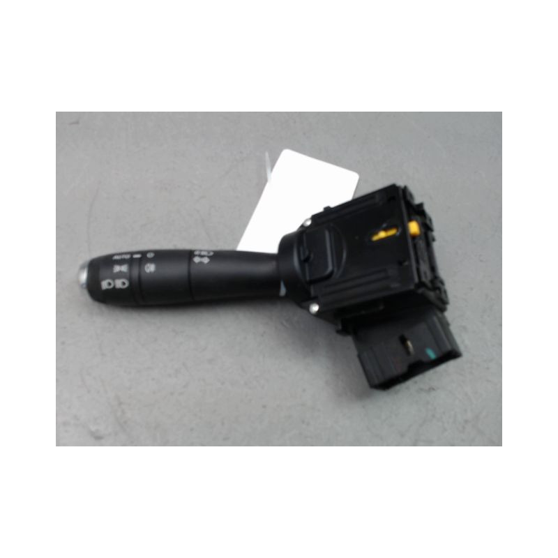 COMMANDE ECLAIRAGE DACIA SPRING