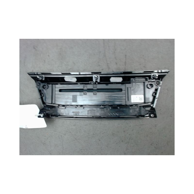 COMMANDE AUTORADIO B.M.W. SERIE 2