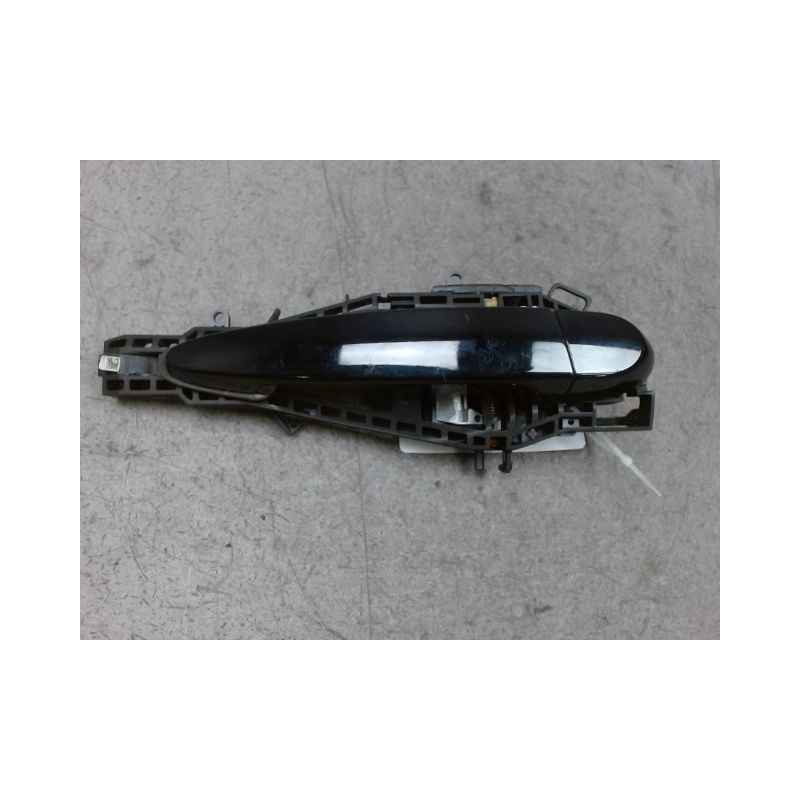 POIGNEE EXTERIEURE PORTE AVANT DROIT BMW SERIE 1
