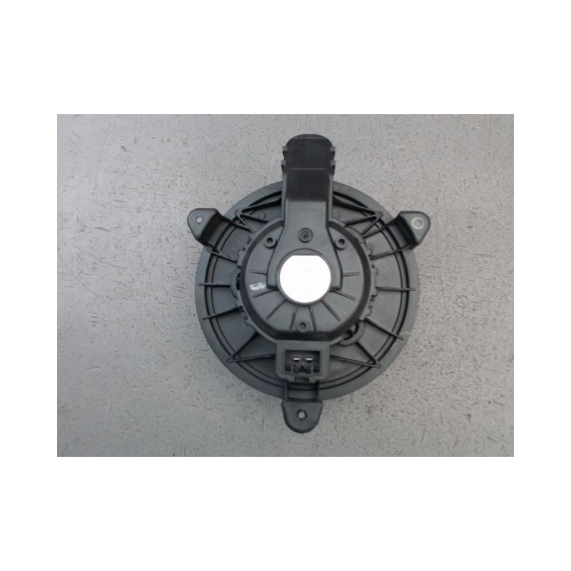 MOTEUR VENTILATEUR CHAUFFAGE FORD FIESTA