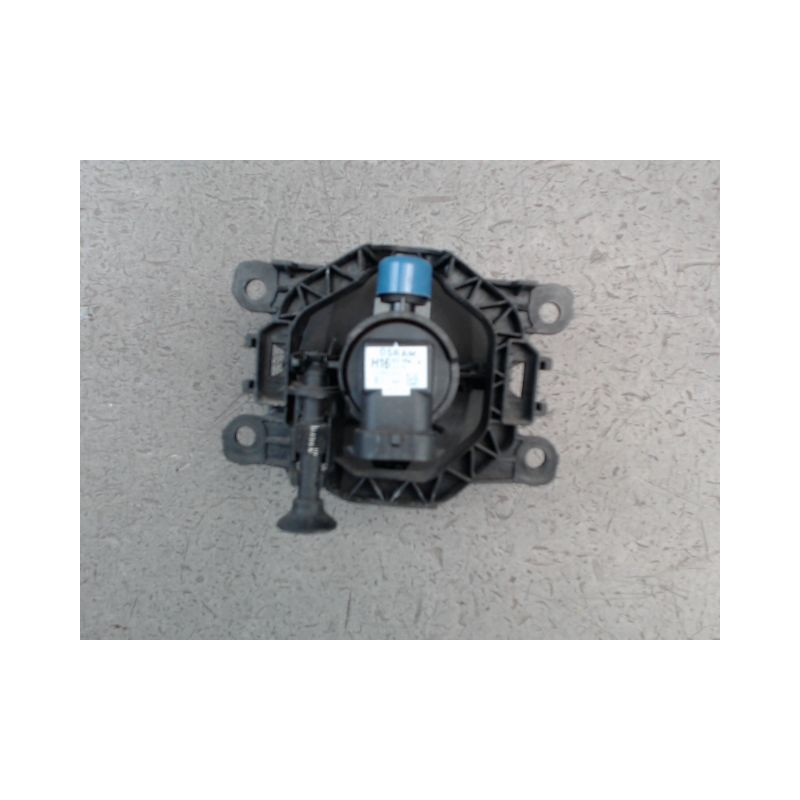 PHARE ANTIBROUILLARD AVANT DROIT DACIA SANDERO