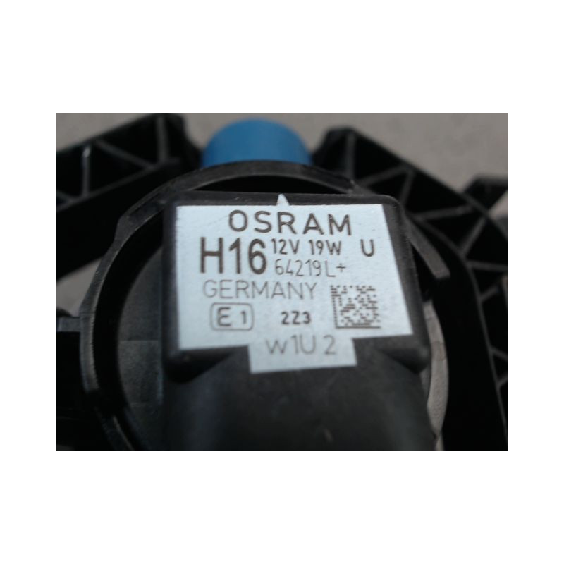 PHARE ANTIBROUILLARD AVANT DROIT DACIA SANDERO