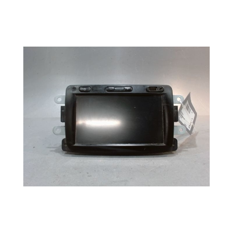 ECRAN GPS DACIA DOKKER
