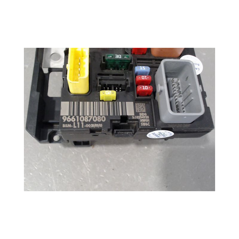 BOITE A FUSIBLES PEUGEOT 307 2005-2007