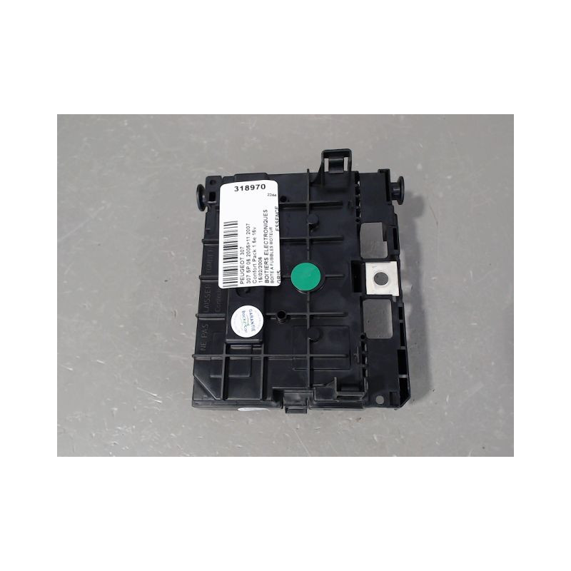 BOITE A FUSIBLES PEUGEOT 307 2005-2007