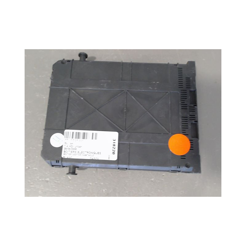 BOITIER GESTION HABITACLE PEUGEOT 207 5P