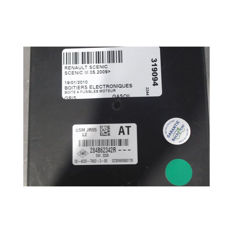 BOITE A FUSIBLES RENAULT SCENIC III 2009-