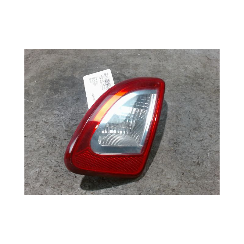 FEU ARRIERE INTERIEUR DROIT RENAULT TWINGO 2 2010-