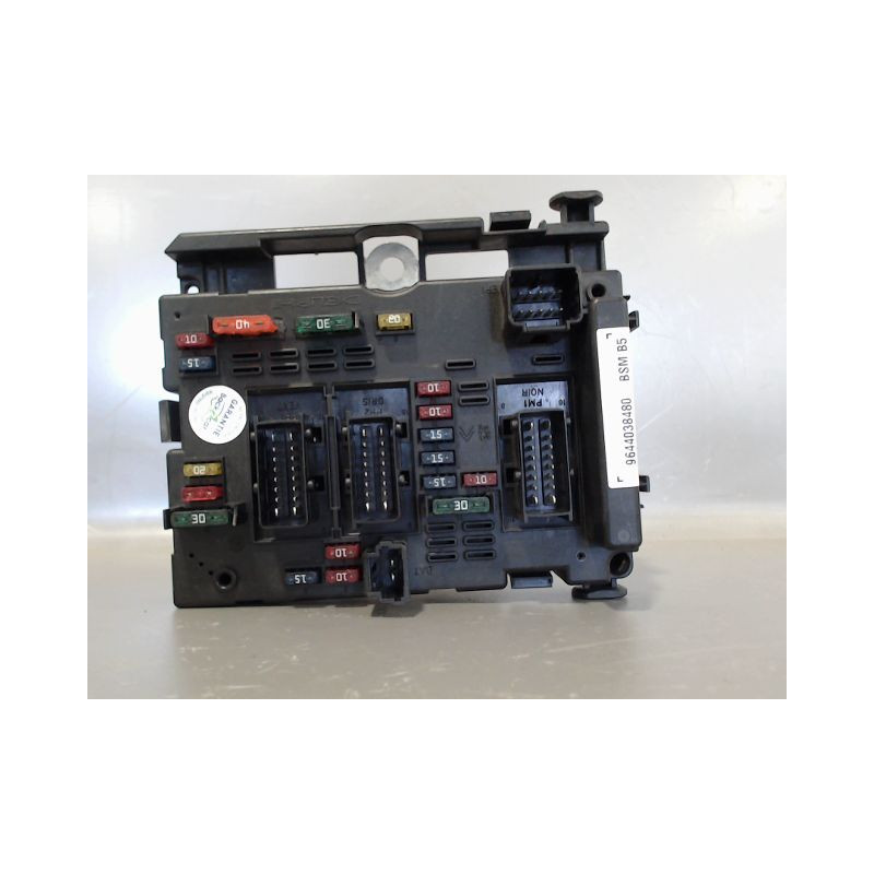 BOITE A FUSIBLES PEUGEOT 406 COUPE 97-04