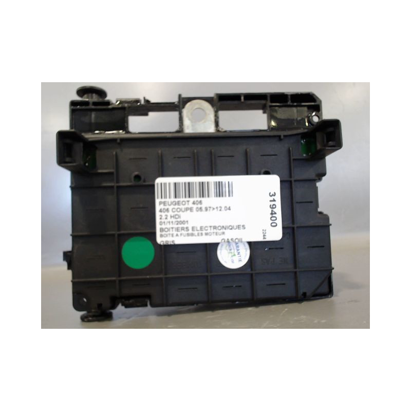 BOITE A FUSIBLES PEUGEOT 406 COUPE 97-04