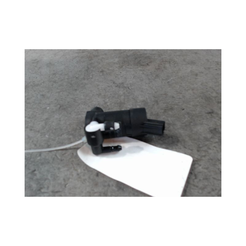 POMPE LAVE-GLACE AVANT FORD KUGA