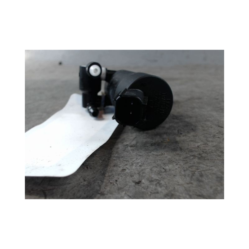 POMPE LAVE-GLACE AVANT FORD KUGA
